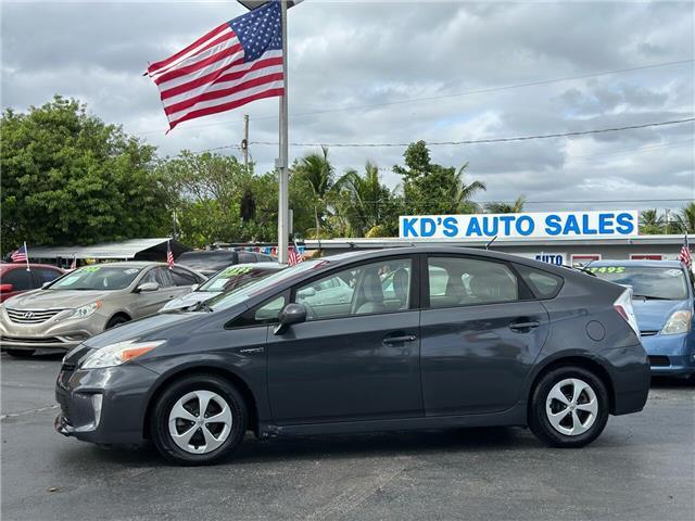 2014 Toyota Prius Three 137k Miles 1 Florida Owner No Rust Clean CARFAX