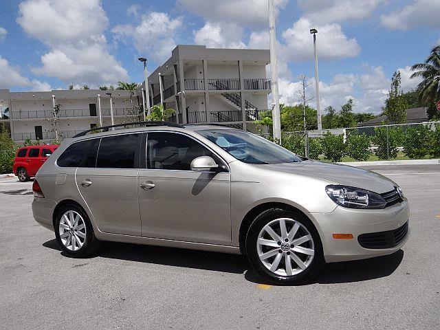 Owner 2013 Volkswagen Jetta WAGON TDI SportWagen DIESEL PREMIUM PACKAGE