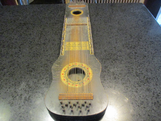 ANTIQUE UKELIN WOOD INSTRUMENT INTERNATIONAL MUSIC NEW JERSEY ORIGINAL WOODEN