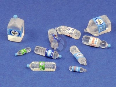 Royal Model 1/35 Disposable PET Clear Water Bottles Normal & Squished (10pc) 746