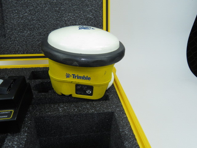 Trimble SPS985 GNSS RTK Receiver 450-470 TSC3 w/ SCS900