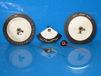 ZENITH RADIO PARTS ORIGINAL DIAL POINTER  2ND HAND  INFORMATION DISC's...