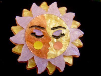 ERSTWILDER ETERNAL SUNSHINE BROOCH SPELLBOUND COLLECTION HALLOWEEN RESIN BROOCH