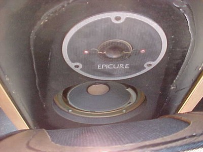 VINTAGE PAIR OF EPPICURE 400 PLUS SPEAKERS WITH ORIGINAL BROCHER SOLID WALNUT