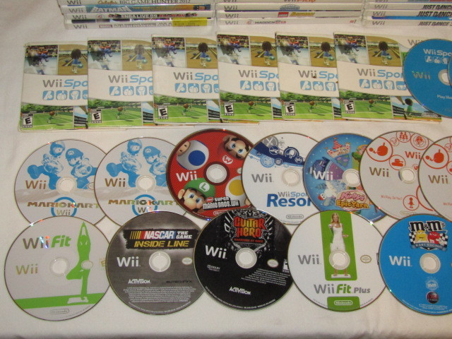 HUGE Lot 147 Nintendo Wii Video Games w/ Mario Kart, Sonic, Dance, etc. - READ