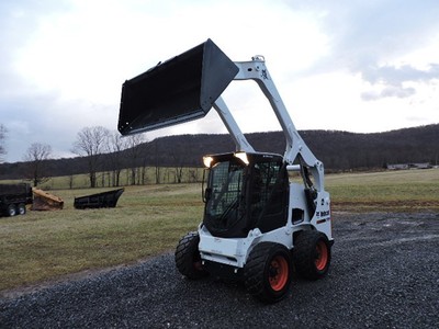 2011 Bobcat S650 Rubber Tire Skid Steer Loader Kubota Diesel Cab Heat Air 74 HP!