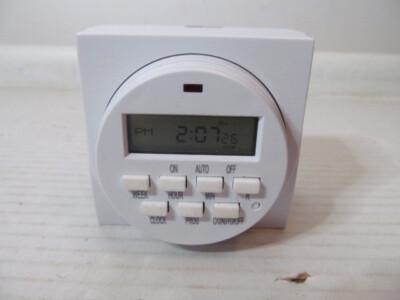 BN-Link FD60-U6 Plug-in Digital Timer with 2 Outlet Receptacles