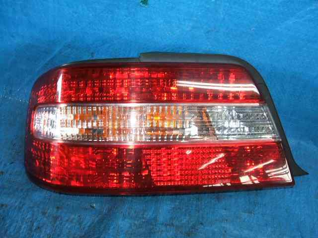 トヨタ　マーク11 gx100 jzx100 リアトランクとテールライト 100系 マークII 後期 ユーロ テールランプ ブラック GX100 GX105