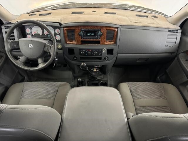 Owner 2006 Dodge Ram 3500 Quad Cab SLT Pickup 4D 8 ft