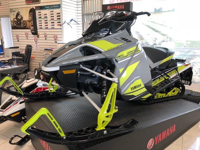 2018 SIDEWINDER L-TX SE / TURBO / HIGH VIS GREY / TRAIL SERIES / 137 TRACK