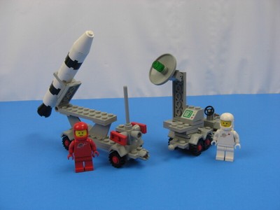 LEGO 442 Mobile Rocket Launcher Vintage Space- Complete w/Box & Instruction