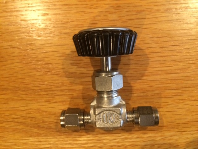 HOKE 3712G2Y,  Globe Valve, STAINLESS STEEL 1/8" TUBE CONNECTION, 5000 psi