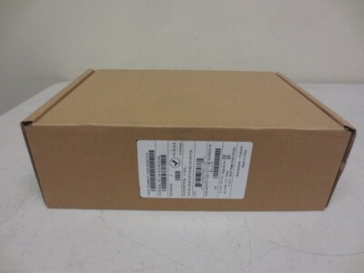Polycom VVX 301 6-line Desktop VOIP IP Phone 2200-48300-019 *NEW*
