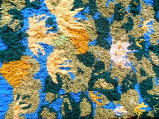 Vintage Hooked Rug Table Mat Water Lilies Hand Made Small 11 3/4