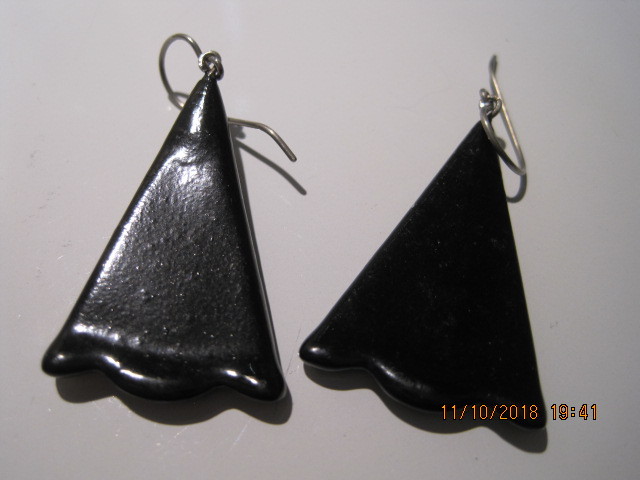 Floral Butterfly Brooch & Earrings Hand Painted Gold on Black Lacquer GUANMBIZUH