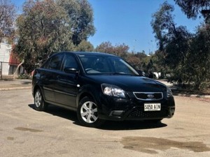 Kia rio jb 2010