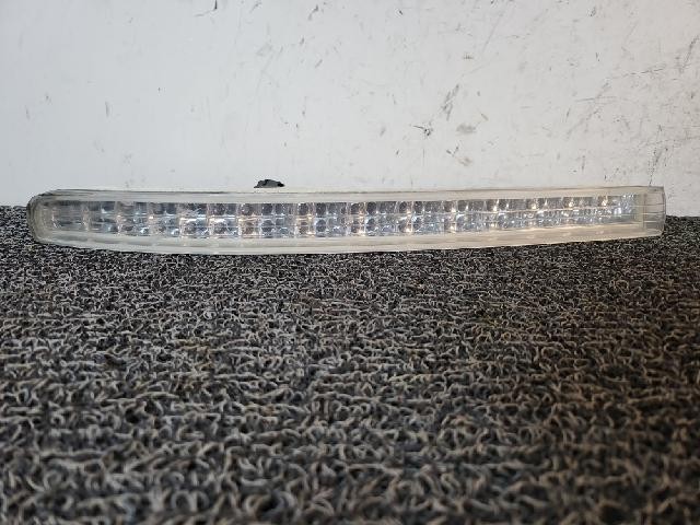 2008 KIA Opirus Right Fog Light - Picture 1 of 5
