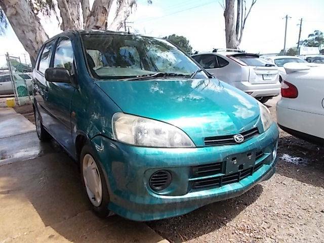 Дайхатсу yrv 2003