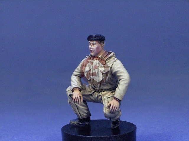 Resicast 1/35 British Tanker in Pixie Suit No.3 