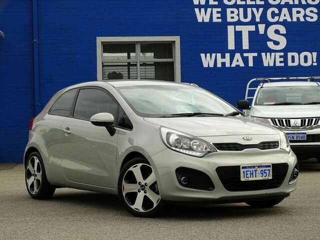 Kia rio коричневый