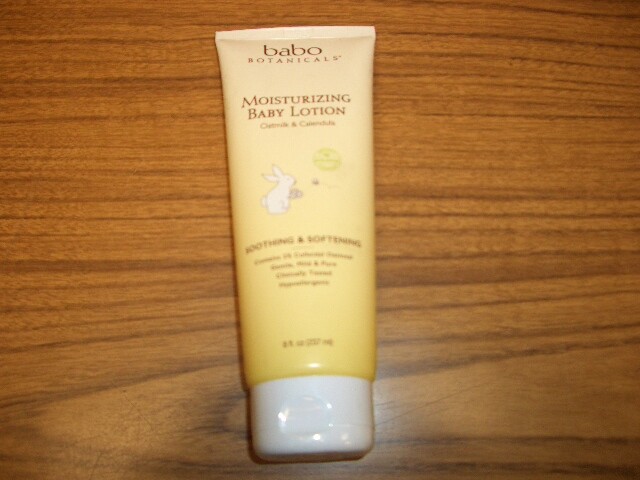 Babo Botanicals Moisturizing Baby Lotion Oatmilk & Calendula  8 fl oz 9/2020