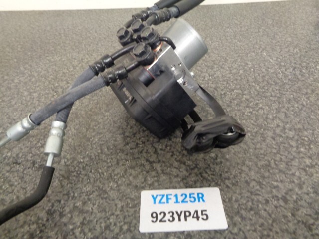Pompe Abs Yamaha Yzf125r 923yp45