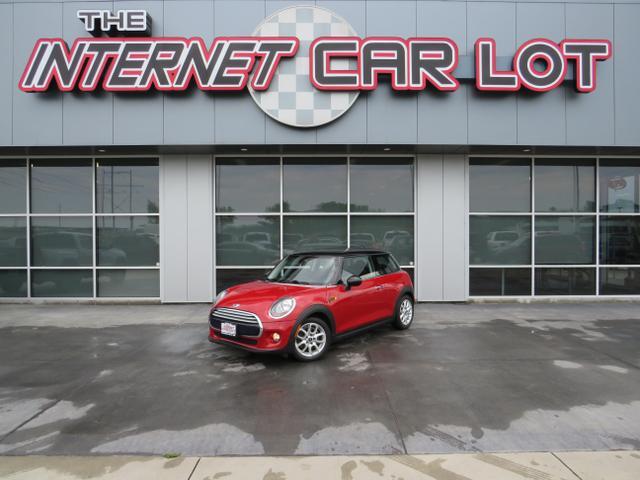 2015 MINI Hardtop 2 Door Cooper Hatchback 2D