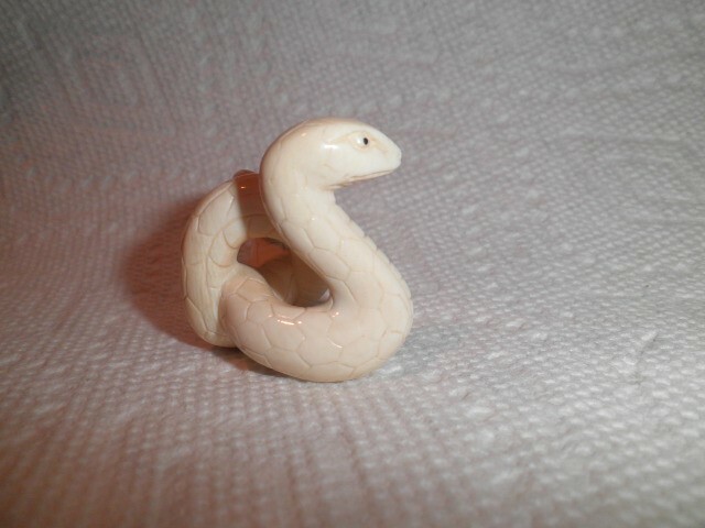 Antique Japanese signed Netsuke COILED SNAKE  Late Edo period Japan BEAUTY!