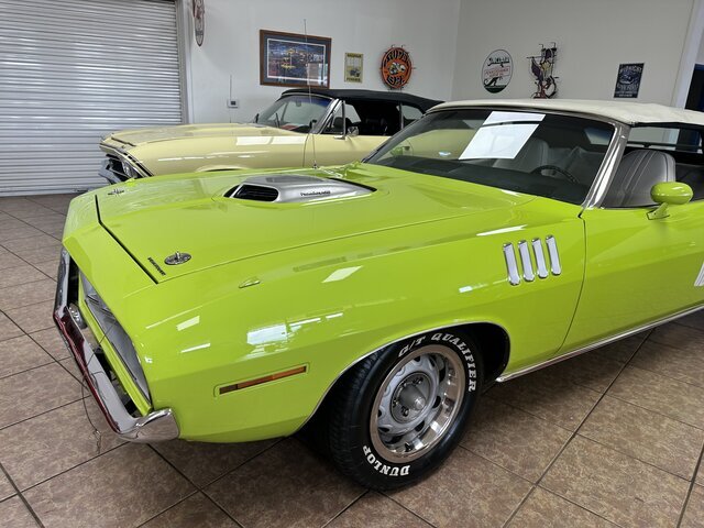 Owner 1971 Plymouth Hemi Cuda Tribute Convertible - 426 Hemi w/ 4-Speed