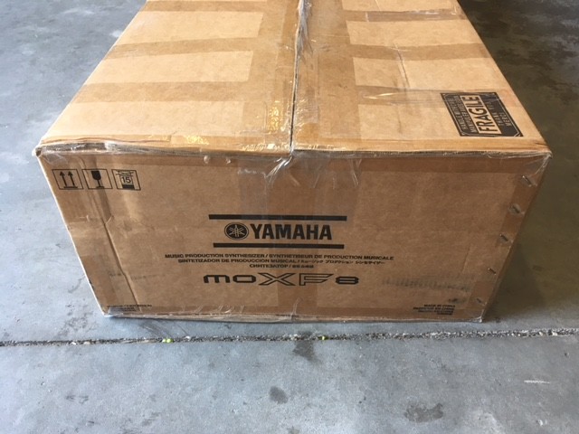 Yamaha MOXF8 88-Key Synthesizer Keyboard