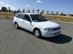 Ford laser 2001