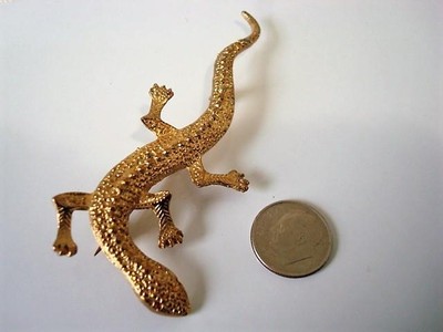 Vintage Gold Tone Lizard Salamander Pin Brooch