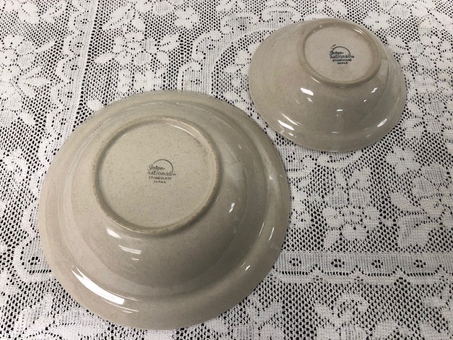 International China Heartland 9 inch Vegetable Serving Bowl & 6.75 Inch Cereal