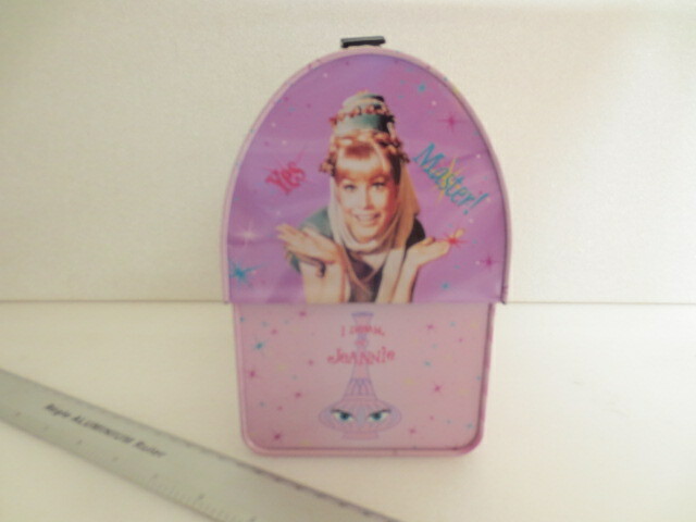 I Dream of Jeannie Tin Lunch Box 8” Wide x 7-1/2” Inches Tall VANDOR 2000