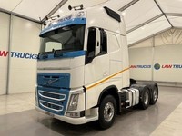Volvo FH 500 GTXL 6x2 Rear Lift Tractor Unit PTO