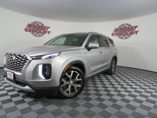 2022 Hyundai Palisade, Silver with 19494 Miles available now!