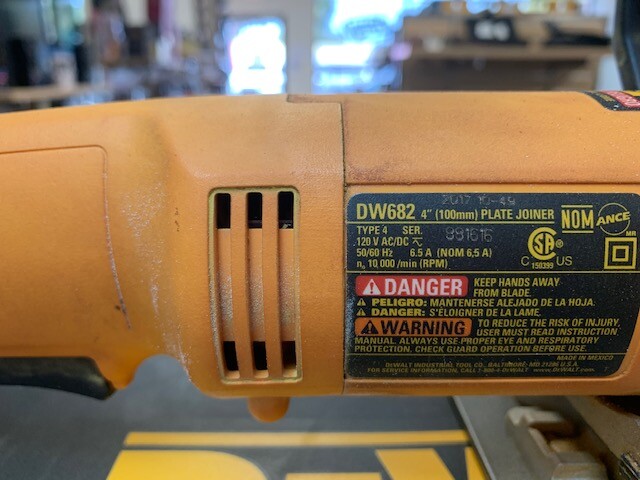 DeWalt DW682 Plate Joiner - Case - Dust Bag