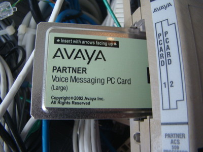 Avaya phone system, control unit 103r, 6 phones