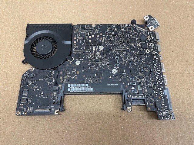 Apple MacBook Pro 13