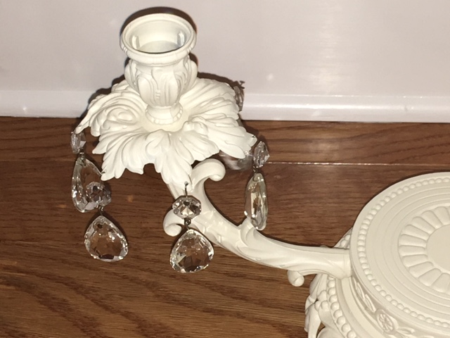 VINTAGE SHABBY CHIC STYLE METAL CANDLE HOLDER TWO ARM WITH GLASS PRISMS