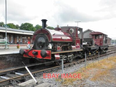 PHOTO  'PECTIN' RUNS PAST YEOVIL JUNCTION STATION WITH A DEMONSTRATION GOODS TRA