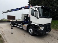 2021 21 Renault C380 E6 6x2 27ft flat bed PM Serie 15.5 remote crane 169,000kms