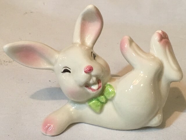 Pair of Ceramic Laughing Bunny Figurines - 3