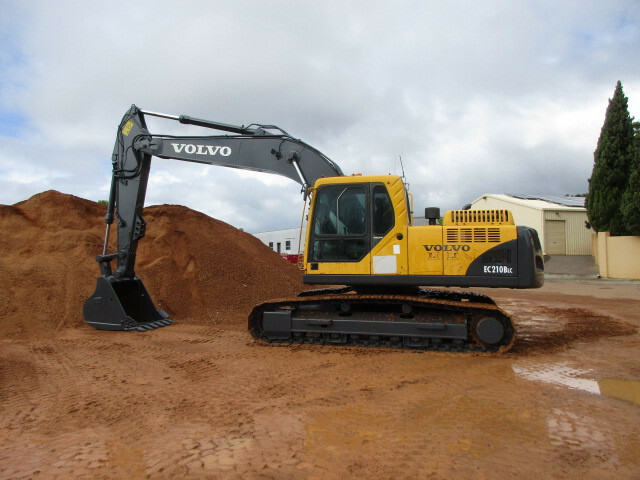 Экскаватор volvo ec210