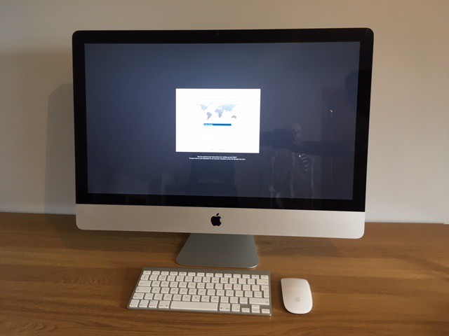 iMac 27" Mid 2011 with DVD/CD drive and SD card slot | in St Andrews
