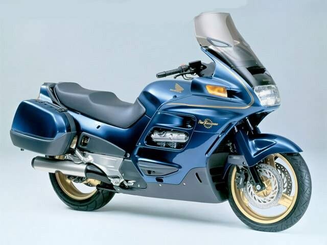 2002 honda st1100