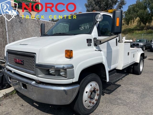 Owner 2006 GMC C5500 Regular Cab Tow Truck Diesel  115286 Miles WHITE