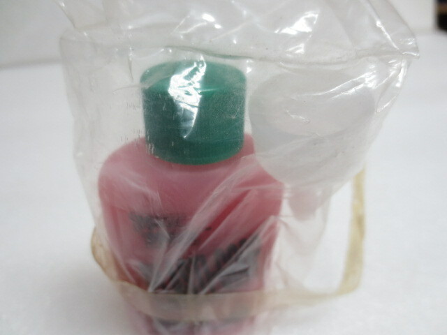 TOYMAX Magic Maker Plasti-goop Elastic Plastic  1.5 Oz. Bottle -  NIB