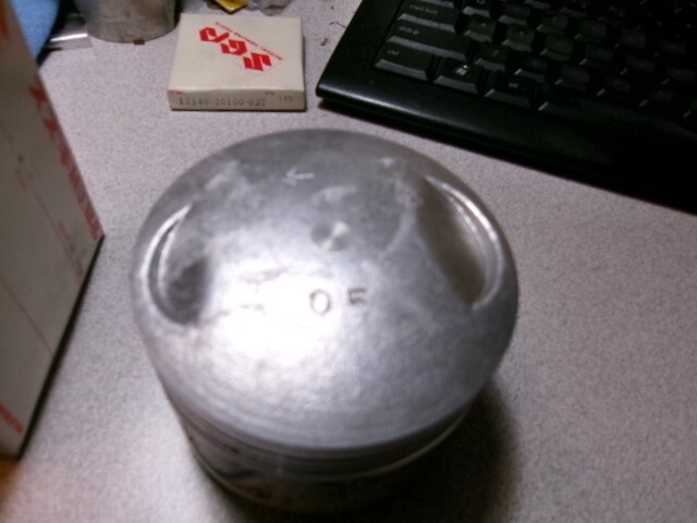 1978-79 SUZUKI DR SP 370 PISTON 2ND OVERSIZE  85.50 MM  NOS OEM 12111-32400-050