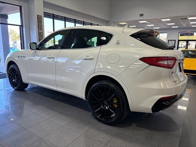 Owner 2019 MASERATI LEVANTE GTS V8 - 550 HP ROCKET SHIP